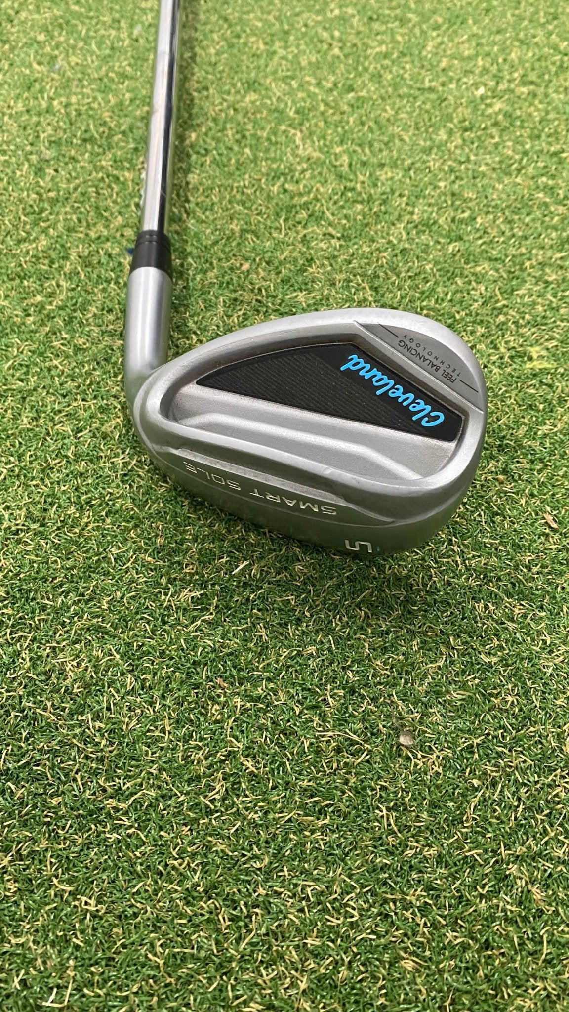 Cleveland Smart Sole Dynamic Gold Spinner Sand Wedge - WeBuyGolf ZA